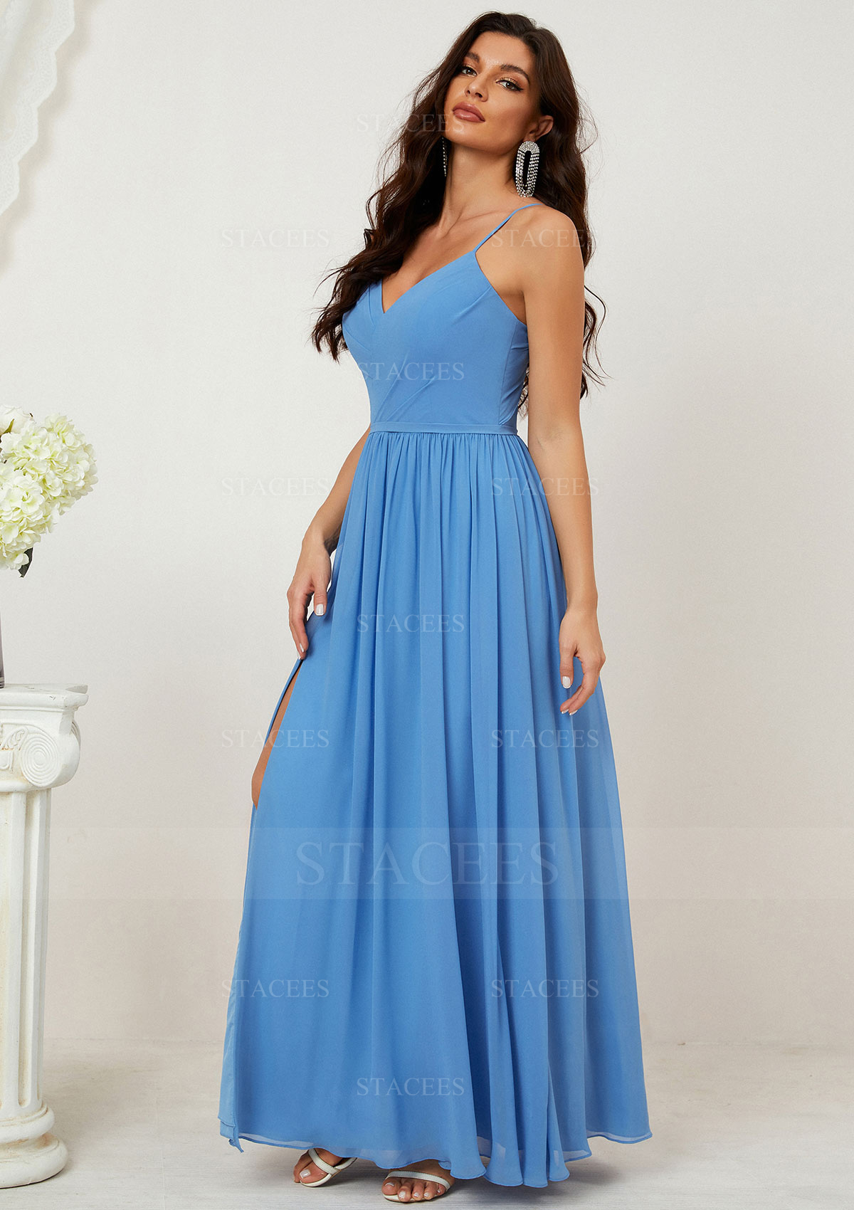 Trapèze col en v spaghetti straps mousseline ras du sol robe de demoiselle d'honneur 