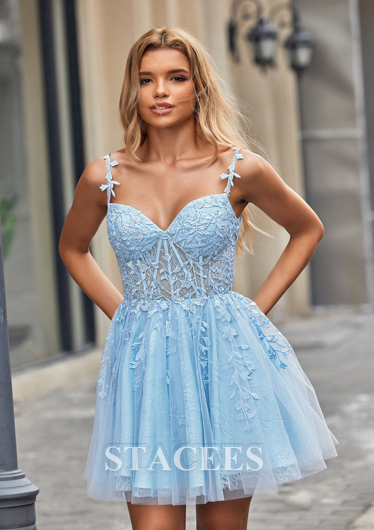 A-line V Neck Short/Mini Tulle Homecoming Dress with Beading Lace