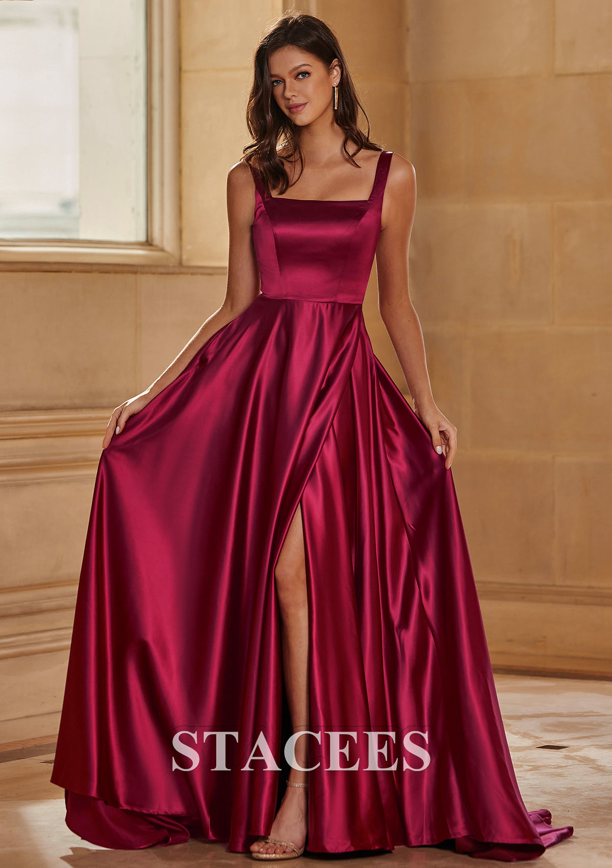 Bordeaux Trapèze carrée satin traîne balayage robe de bal  - STACEES