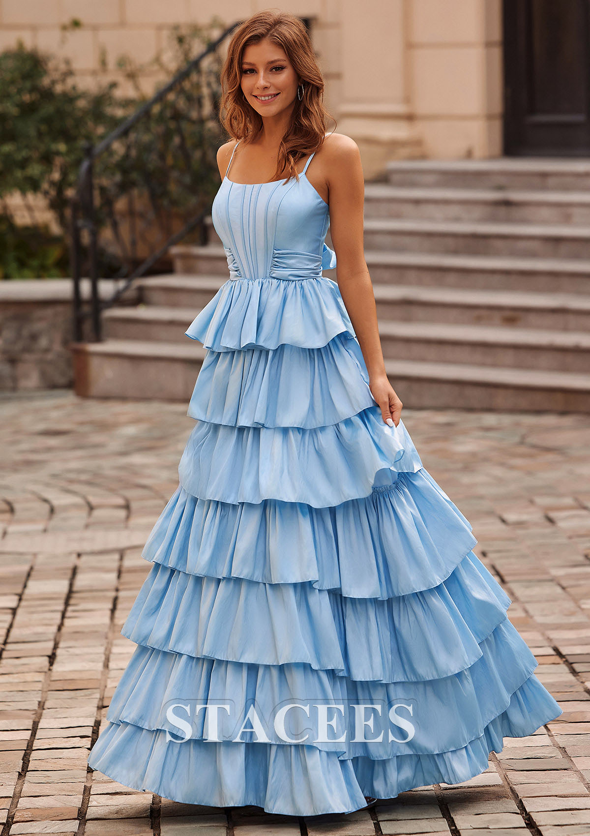 Bleu Ciel Trapèze carrée taffetas ras du sol robe de bal avec noeud papillon  - STACEES