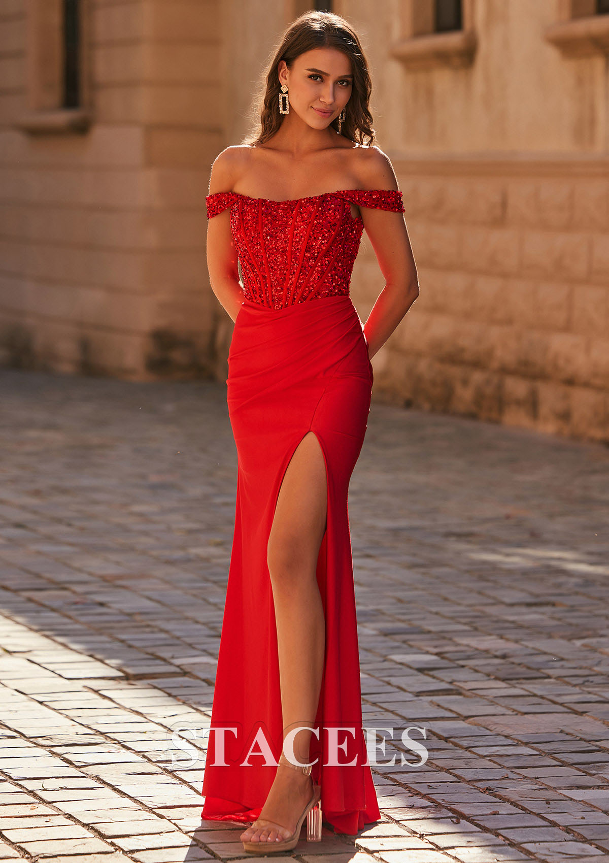 Rouge Fourreau épaule dénudée jersey traîne balayage robe de bal avec paillettes