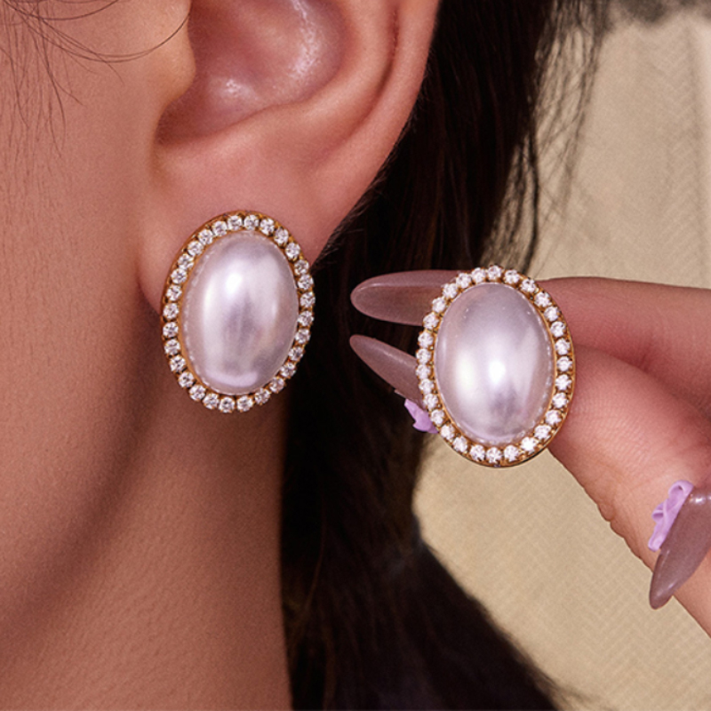 Exquis ancien ovale alliage boucles d'oreilles