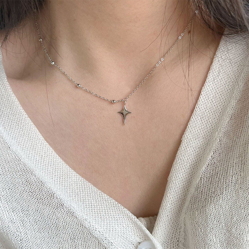 Collar encantador elegante de aleación para mujer