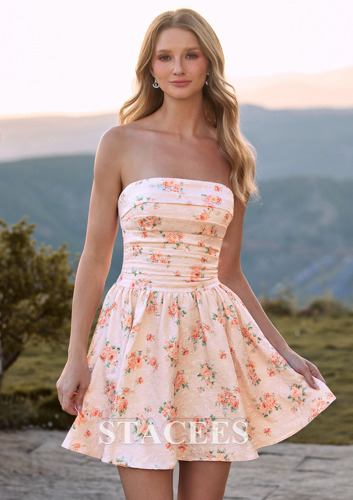 As Picture A-line Square Neckline Jacquard Short/Mini Homecoming Dress with Bow Back