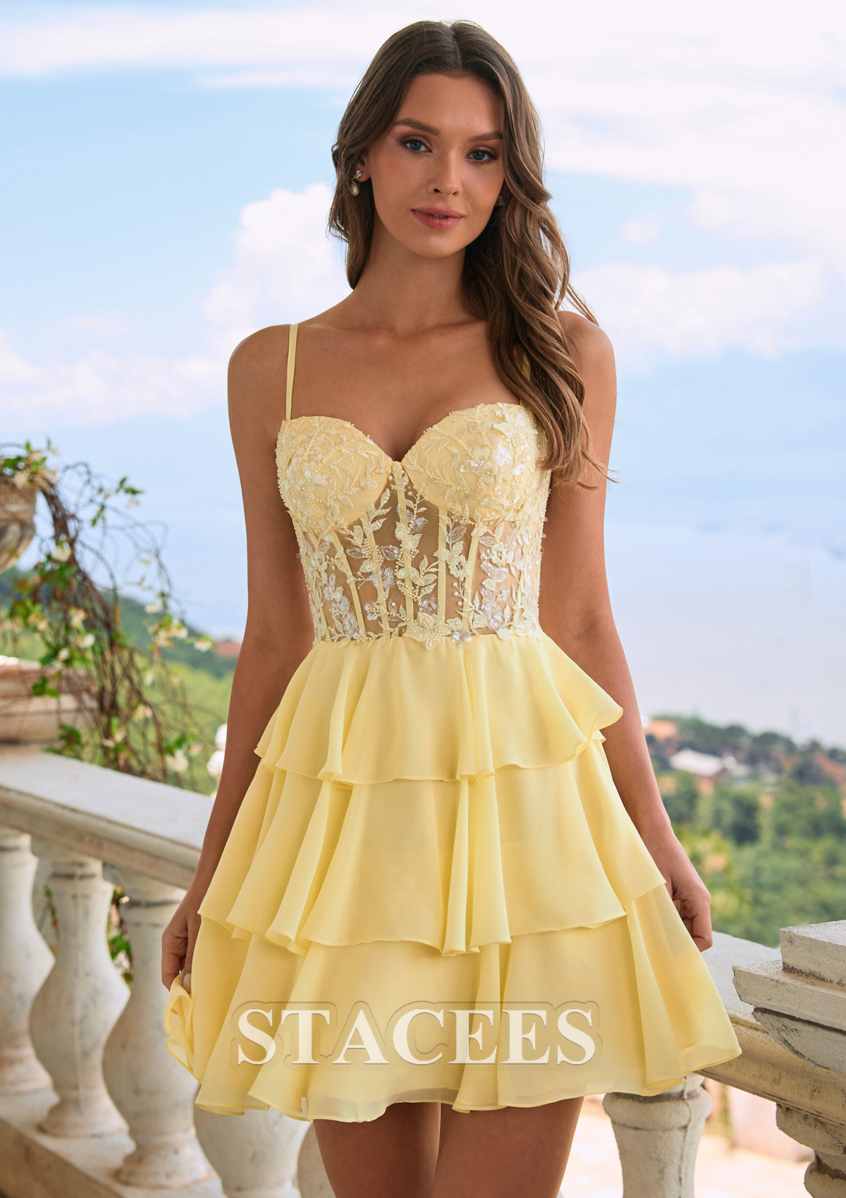 Jaune Trapèze col cœur mousseline courte/mini robe de fête de la rentré avec appliqué perles volants - STACEES