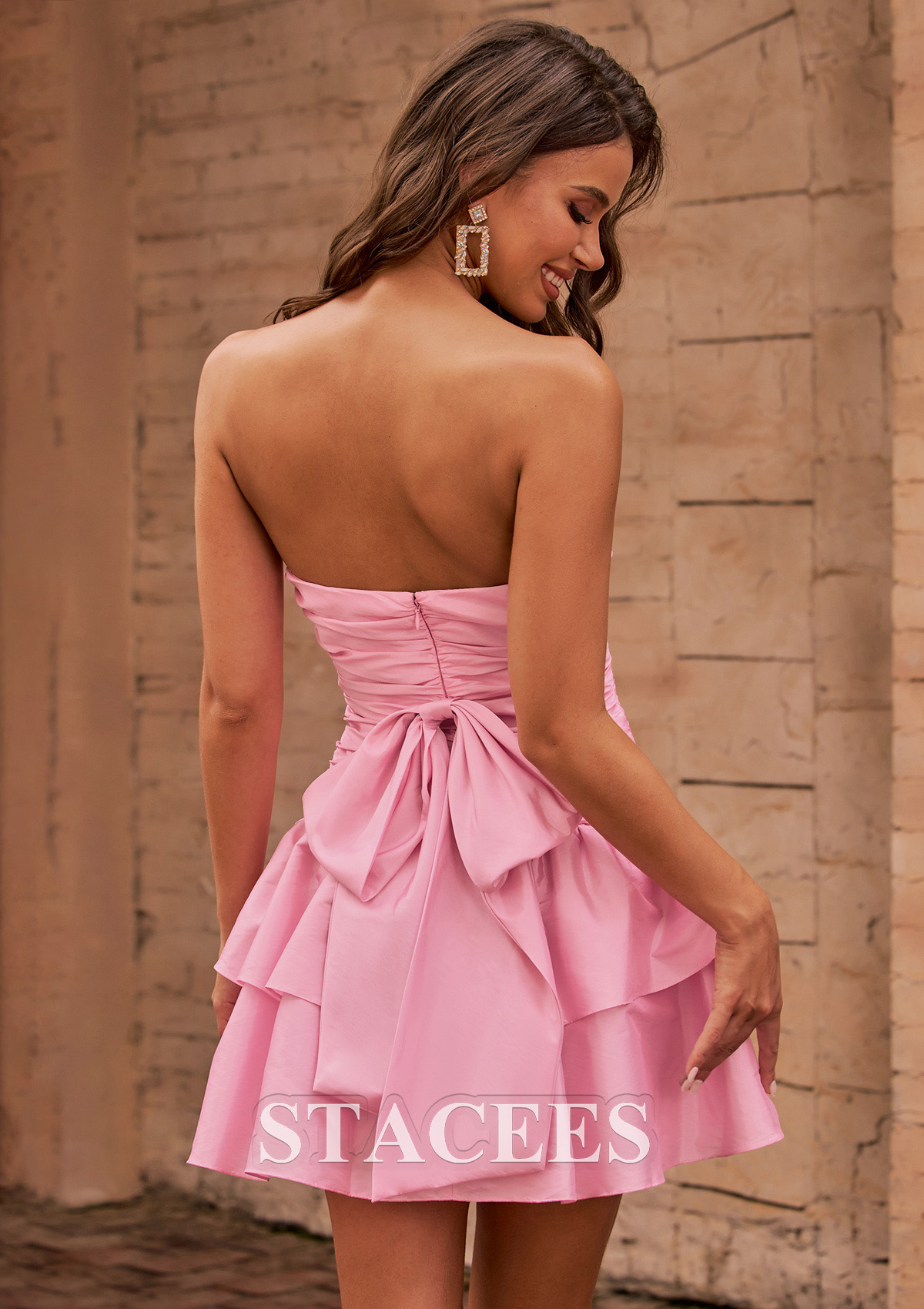 Rosa Blush Vestido línea a cuello de corazón tafetán corto vestido para homecoming - STACEES
