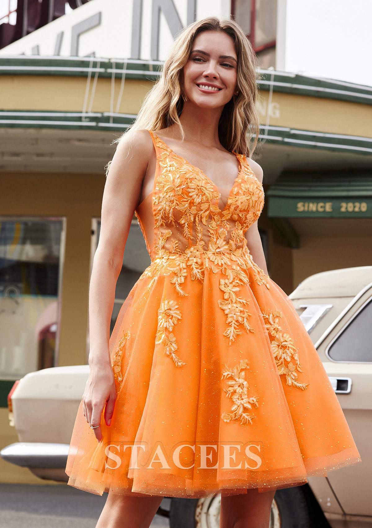 Orange Délicat robe trapèze col en v tulle courte/mini robe de fête de la rentrée avec appliqué paillettes - STACEES