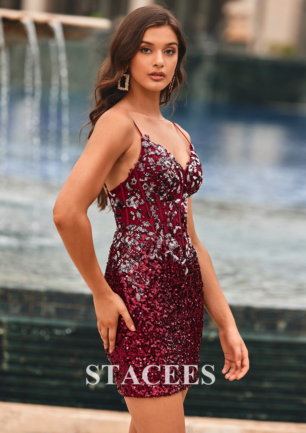 Red Sheath/Column V Neck Sequined Short/Mini Homecoming Dress with Appliqued Beading Split - STACEES