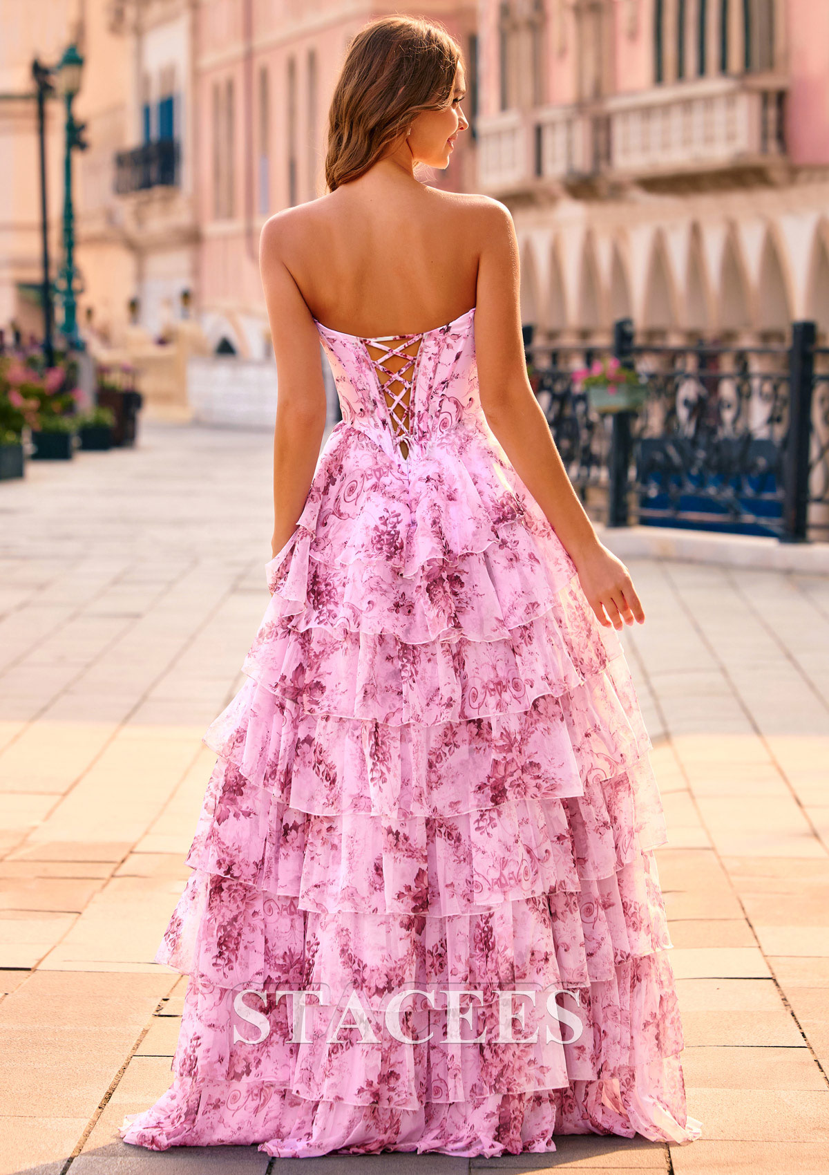 Blushing Pink Floral Trapèze cache coeur mousseline traîne balayage robe de bal avec plissé volants - STACEES