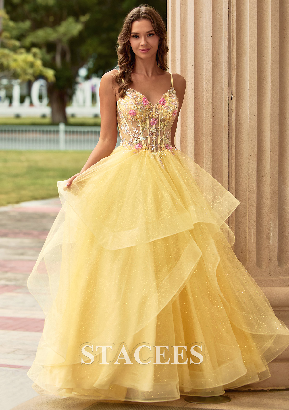 Jaune Trapèze col en v tulle longueur ras du sol robe de bal avec appliqué perles volants - STACEES