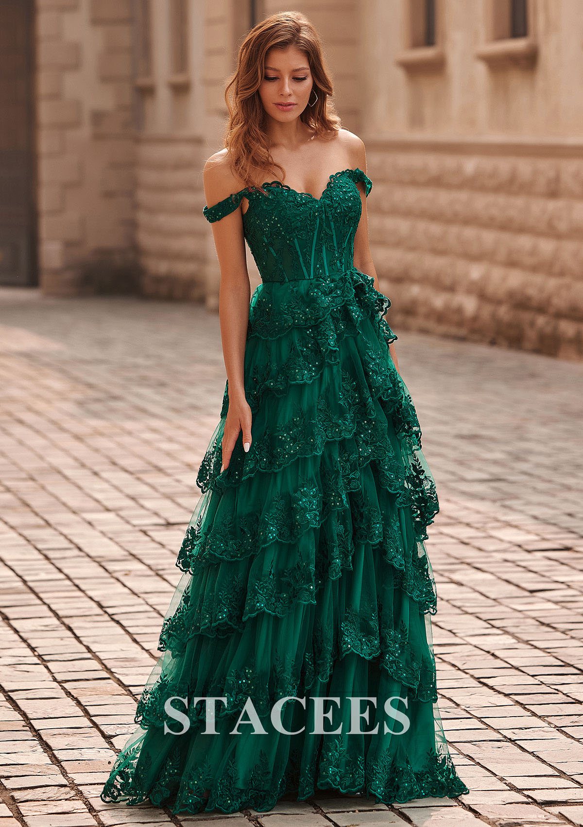 Vert Foncé Trapèze épaule dénudée tulle traîne balayage robe de bal  - STACEES